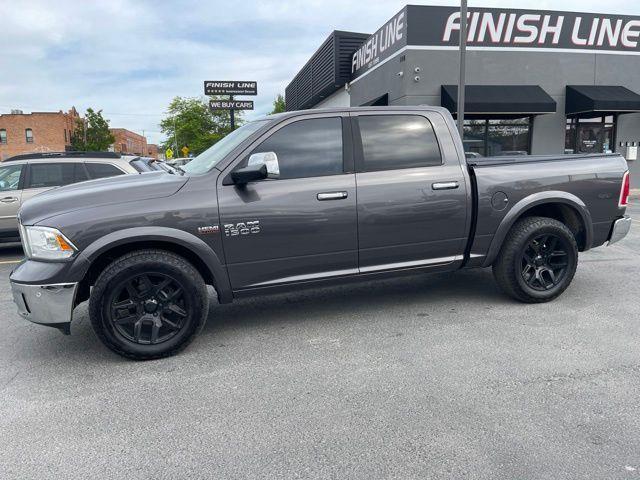 RAM 1500 Laramie Crew Cab SWB 4WD 2017