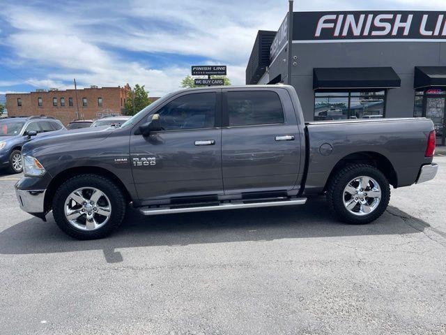 RAM 1500 SLT Crew Cab SWB 4WD 2016