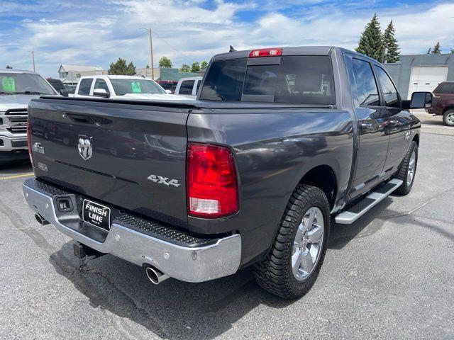 RAM 1500 SLT Crew Cab SWB 4WD 2016