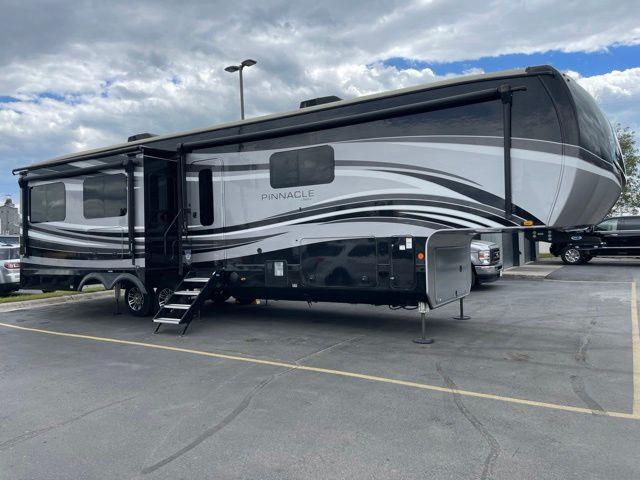 2022 Jayco Pinnacle 36FBTS