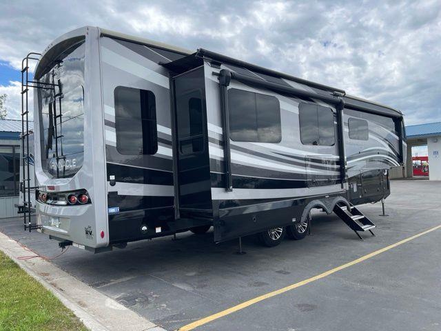 Jayco Pinnacle  2022