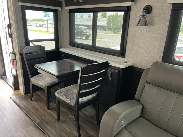Jayco Pinnacle  2022