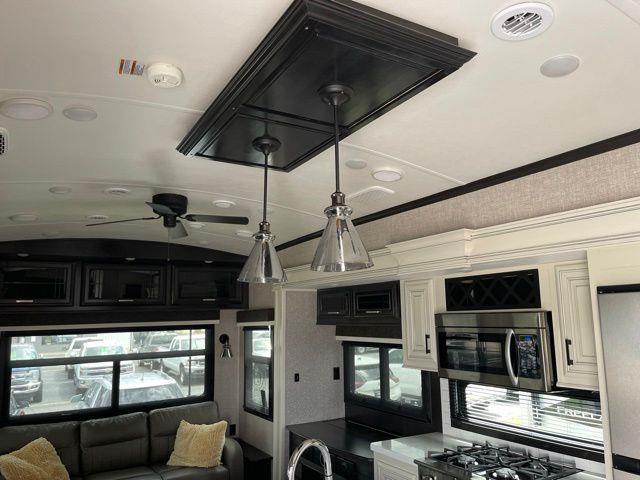 Jayco Pinnacle  2022