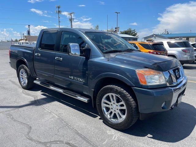 Nissan Titan SL Crew Cab 4WD 2013