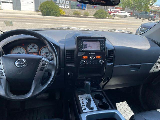 Nissan Titan SL Crew Cab 4WD 2013