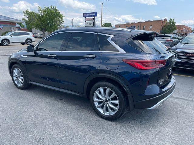 Infiniti QX50 LUXE AWD 2022