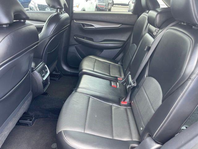 Infiniti QX50 LUXE AWD 2022