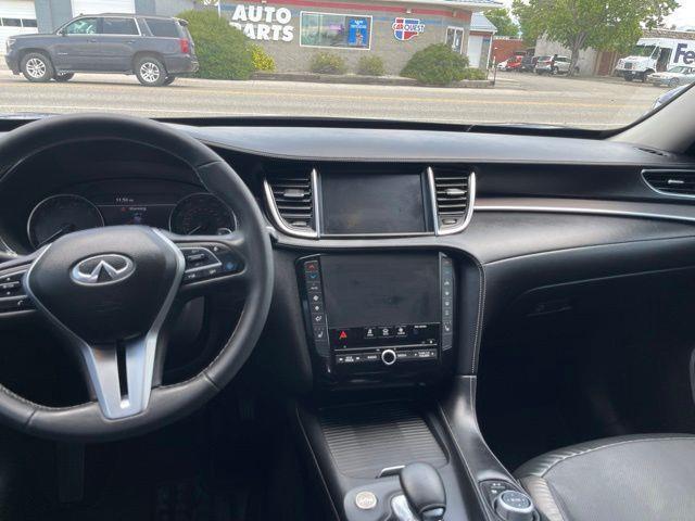 Infiniti QX50 LUXE AWD 2022