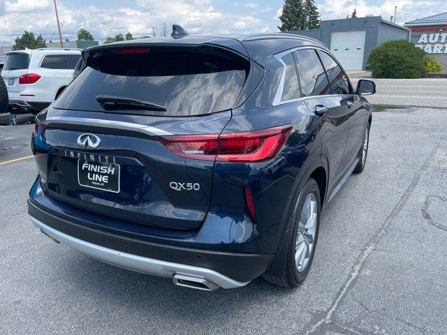 Infiniti QX50 LUXE AWD 2022