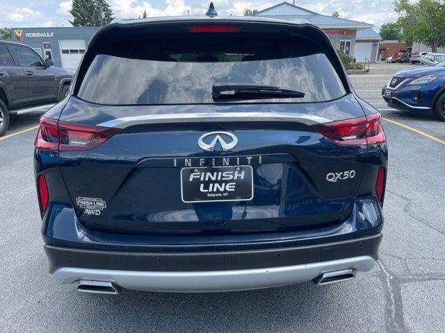 Infiniti QX50 LUXE AWD 2022
