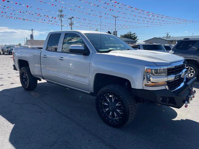 Chevrolet Silverado 1500 LT1 Extended Cab 4WD 2019