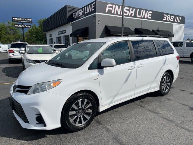 2020 Toyota Sienna LE 7-Passenger AWD