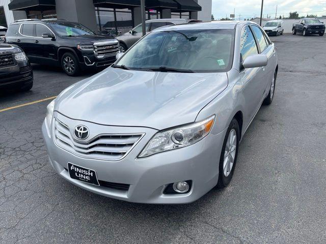 Toyota Camry LE V6 6-Spd AT 2010