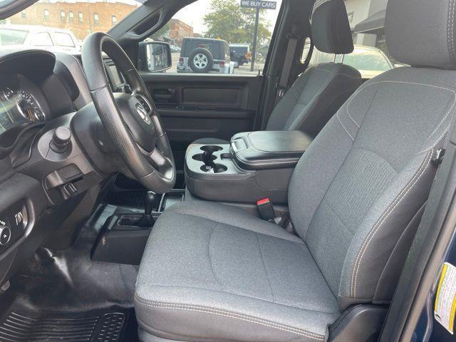 RAM 2500 Tradesman Crew Cab SWB 4WD 2022