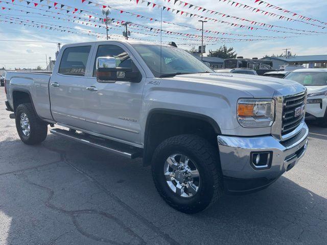 GMC Sierra 2500HD SLT Crew Cab 4WD 2015
