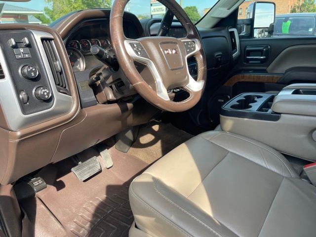 GMC Sierra 2500HD SLT Crew Cab 4WD 2015