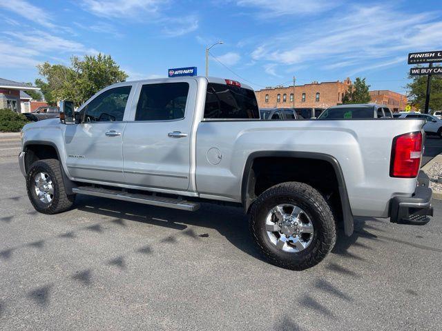 GMC Sierra 2500HD SLT Crew Cab 4WD 2015
