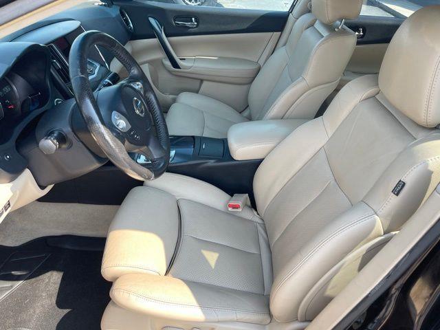 Nissan Maxima SV 2013