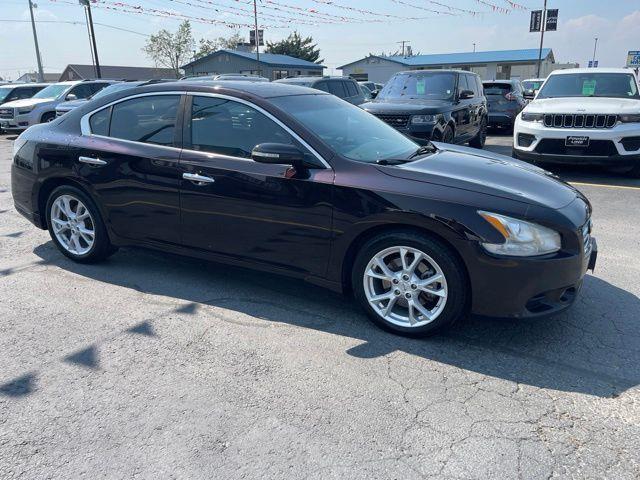 Nissan Maxima SV 2013