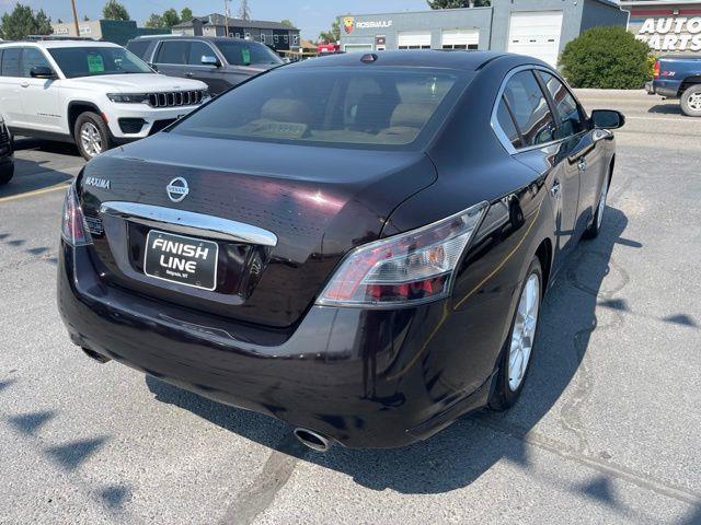 Nissan Maxima SV 2013