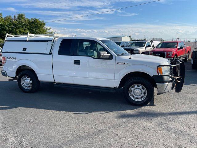 Ford F-150 XL SuperCab 8-ft. Bed 4WD 2014