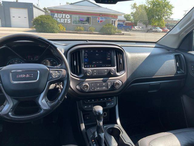 GMC Canyon AT4 Crew Cab w/Leather 4WD 2022