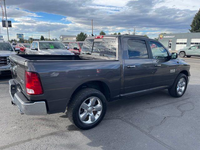RAM 1500 SLT Crew Cab SWB 4WD 2015