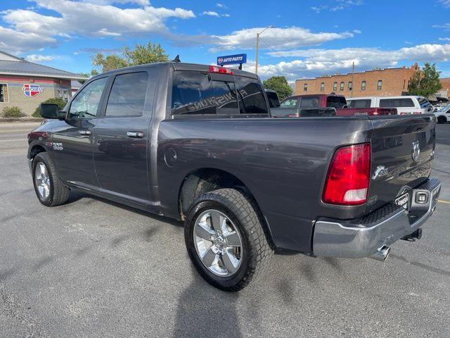 RAM 1500 SLT Crew Cab SWB 4WD 2015