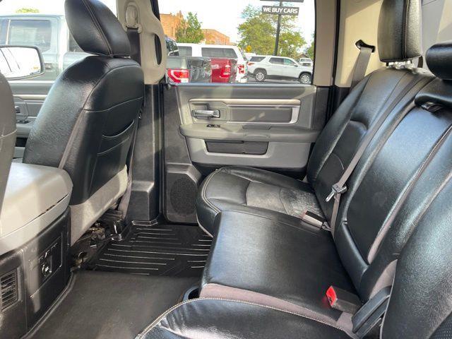 RAM 1500 SLT Crew Cab SWB 4WD 2015