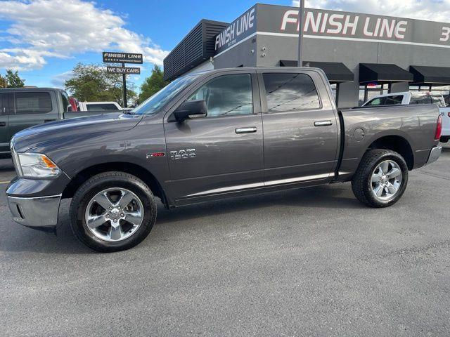 RAM 1500 SLT Crew Cab SWB 4WD 2015