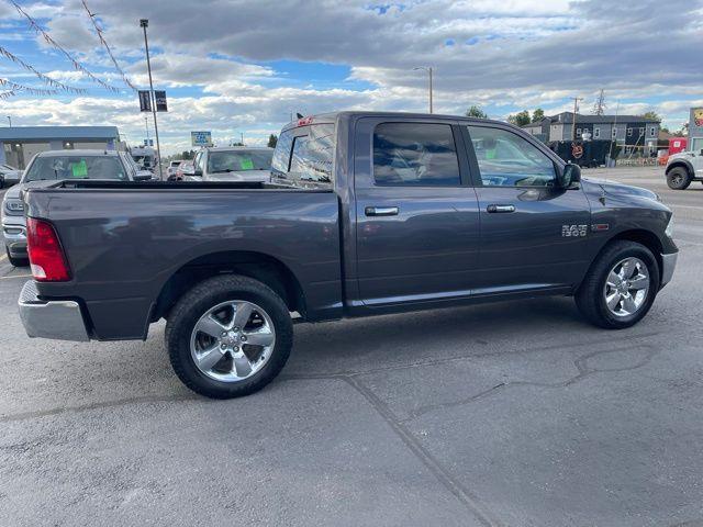 RAM 1500 SLT Crew Cab SWB 4WD 2015
