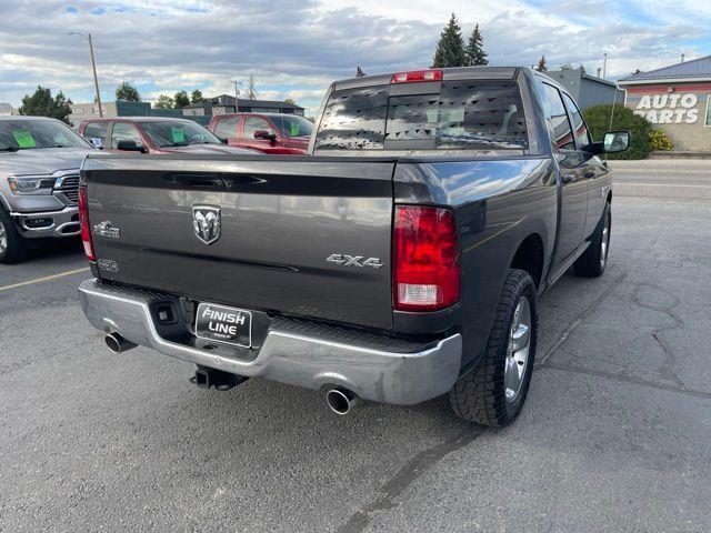 RAM 1500 SLT Crew Cab SWB 4WD 2015