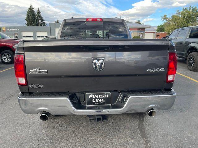 RAM 1500 SLT Crew Cab SWB 4WD 2015