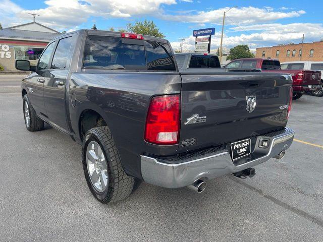 RAM 1500 SLT Crew Cab SWB 4WD 2015