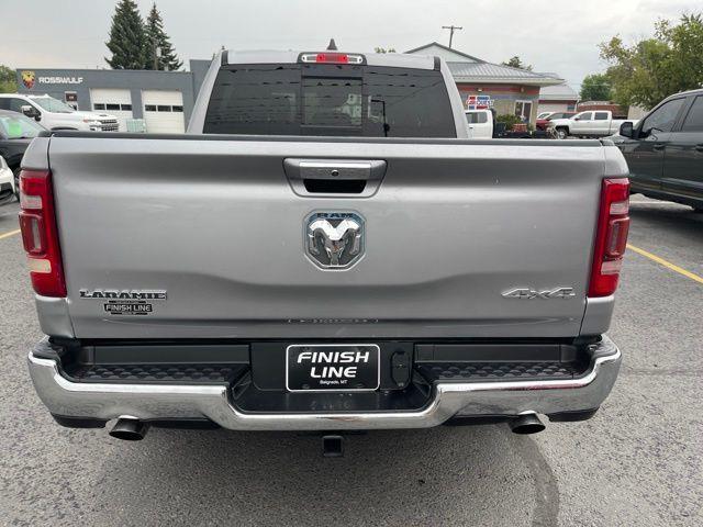 RAM 1500 Laramie Crew Cab SWB 4WD 2021