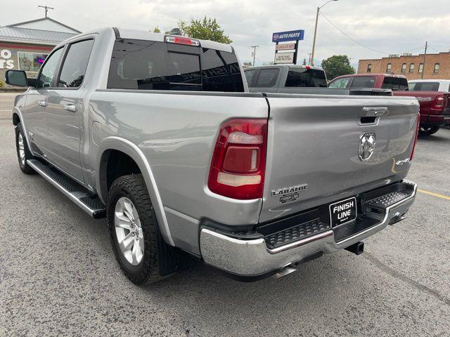 RAM 1500 Laramie Crew Cab SWB 4WD 2021