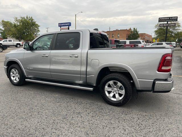 RAM 1500 Laramie Crew Cab SWB 4WD 2021
