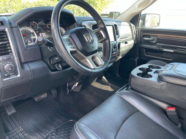 RAM 1500 Laramie Crew Cab 4WD 2016
