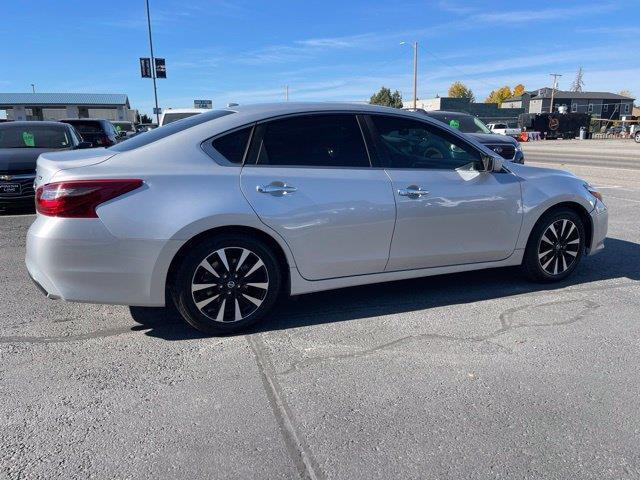 Nissan Altima 2.5 SV 2018