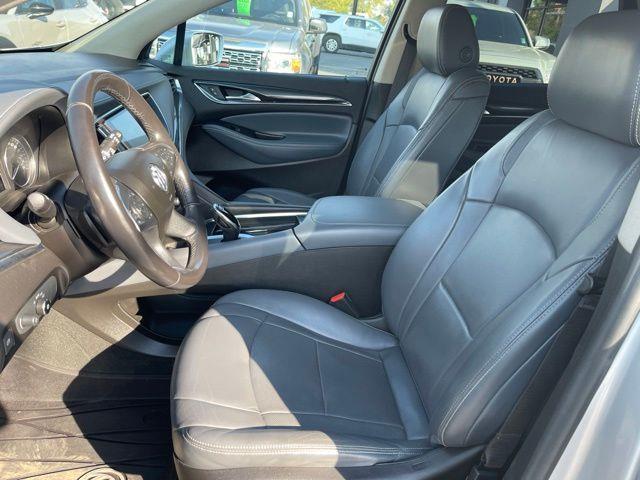Buick Enclave Essence AWD 2018