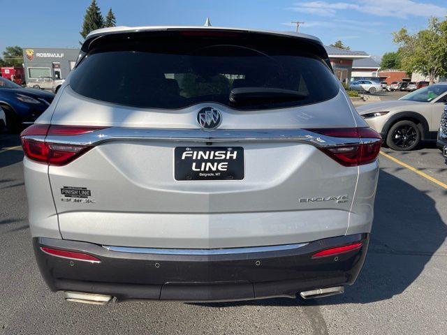Buick Enclave Essence AWD 2018
