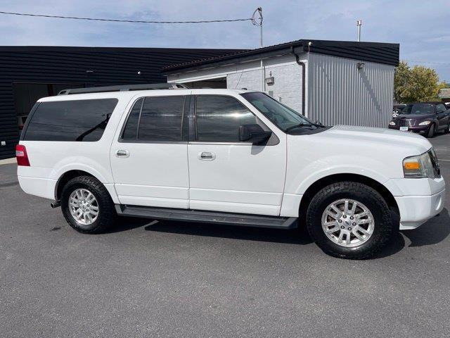 Ford Expedition 5.4L XLT 4WD 2013