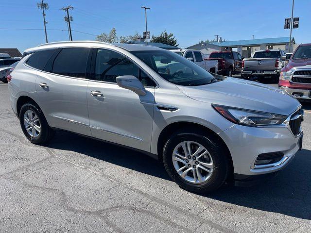 Buick Enclave Essence AWD 2018
