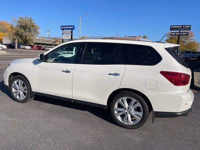 Nissan Pathfinder SL 4WD 2018