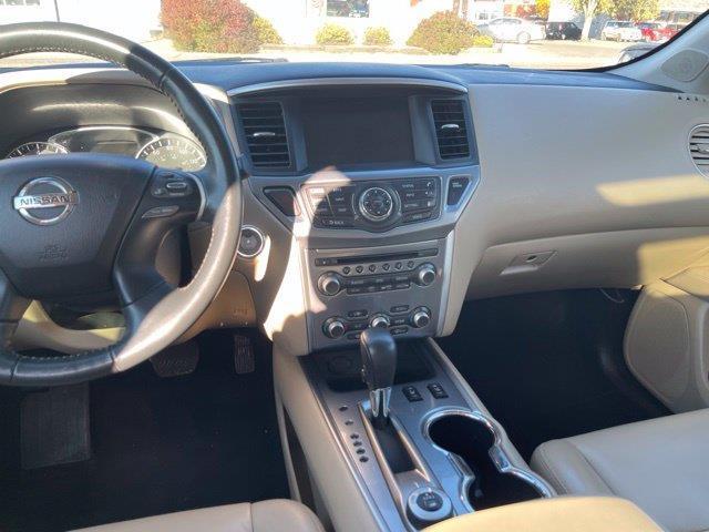 Nissan Pathfinder SL 4WD 2018