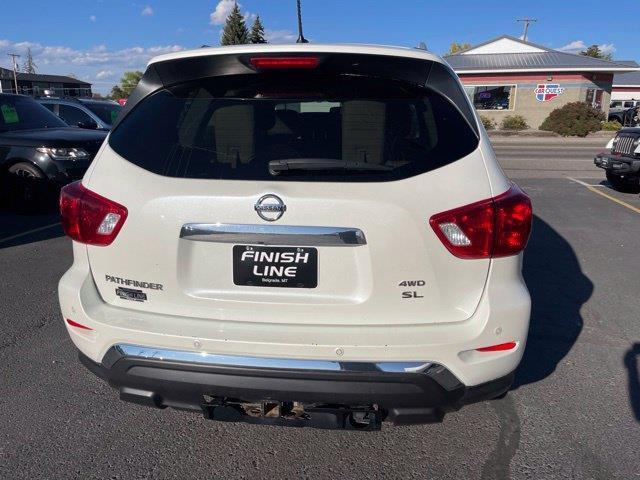 Nissan Pathfinder SL 4WD 2018