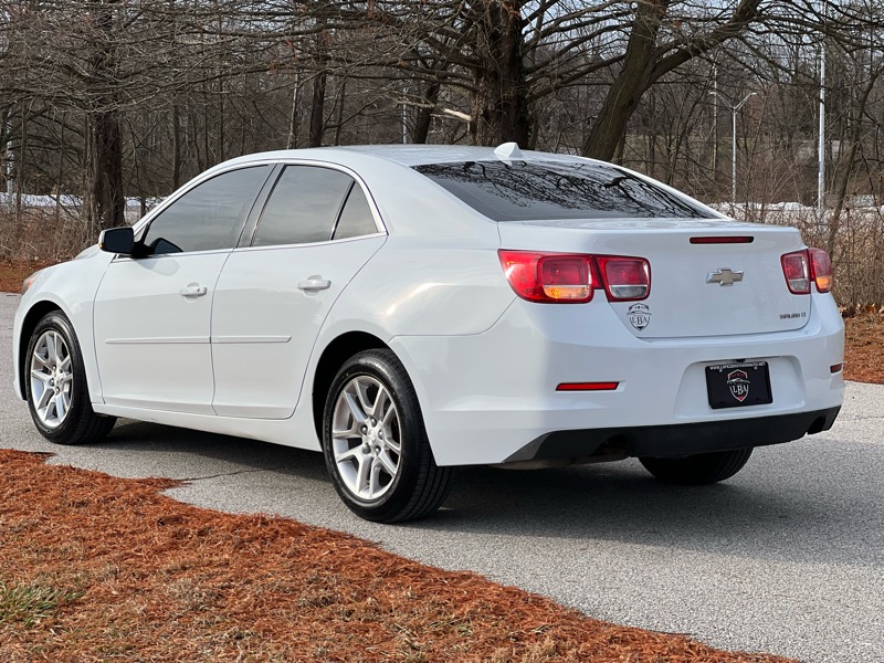 Chevrolet MALIBU LT Base 2013