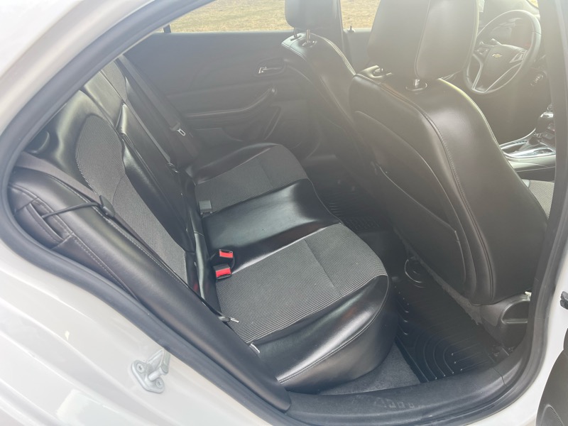 Chevrolet MALIBU LT Base 2013