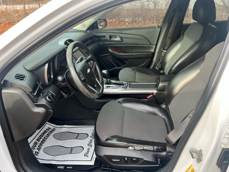 Chevrolet MALIBU LT Base 2013