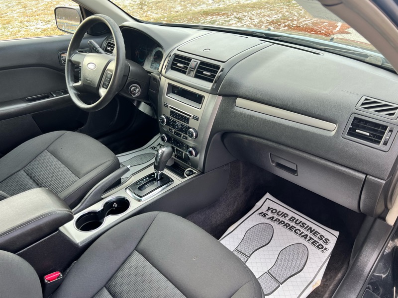Ford Fusion SE 2010